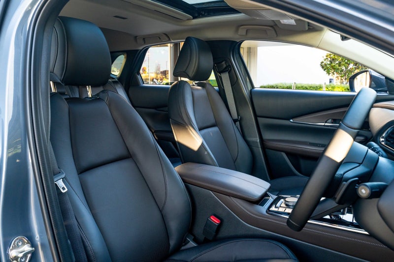 2025 Mazda CX-30 Limited AWD 2.5 Auto image 5