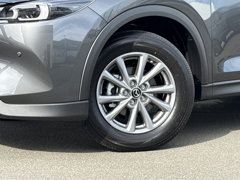 2025 Mazda CX-5 2.5L GSX AWD image 3