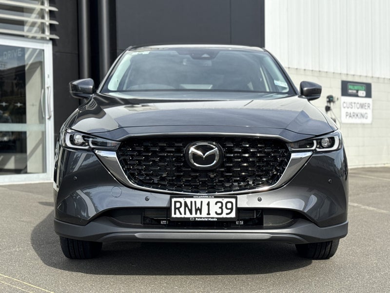 2025 Mazda CX-5 2.5L GSX AWD image 4