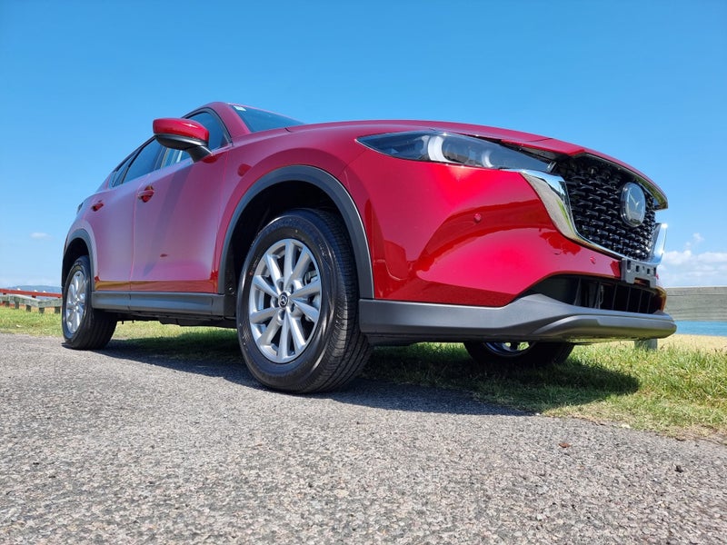 2025 Mazda CX-5 AWD 2.5L GSX 6AT P image 2