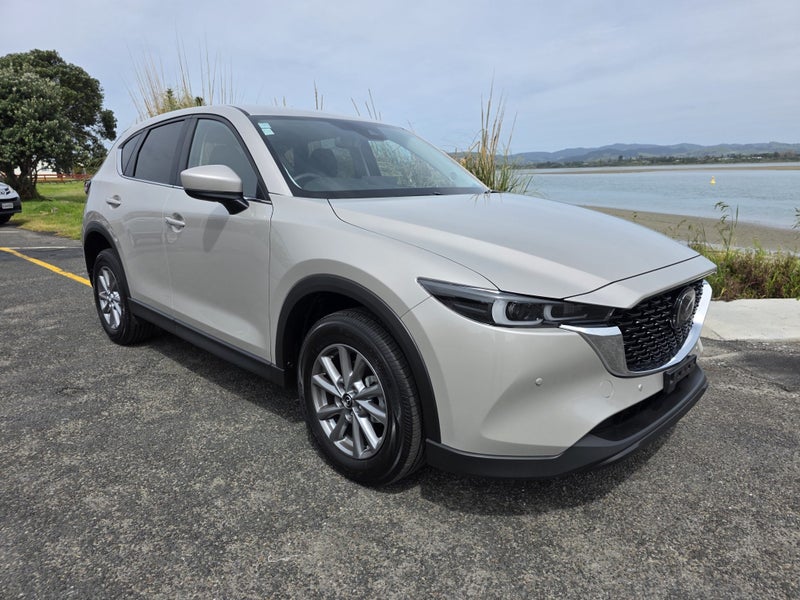 2025 Mazda CX-5 AWD 2.5L GSX 6AT P image 1