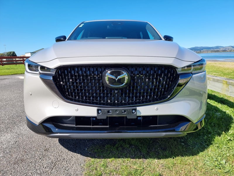 2025 Mazda CX-5 AWD 2.5L Limited 6AT P image 3