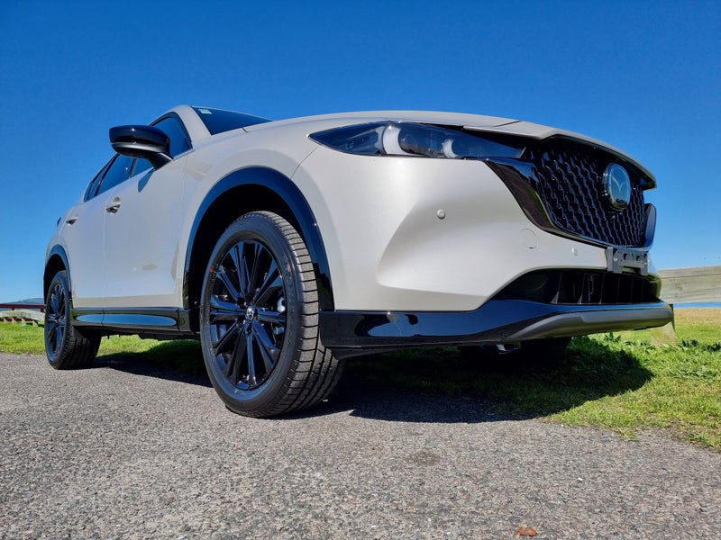 2025 Mazda CX-5 AWD 2.5L Limited 6AT P image 5