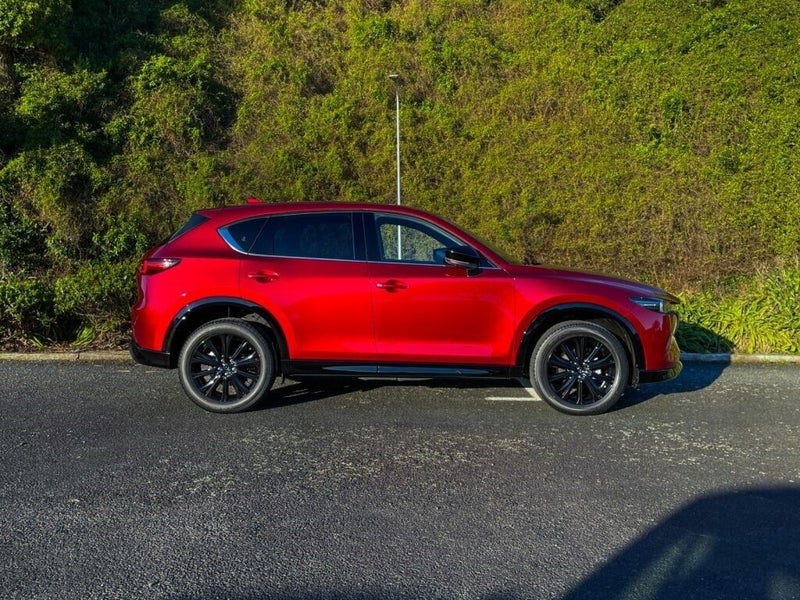 2025 Mazda CX-5 AWD 2.5L Limited 6AT Petrol image 3