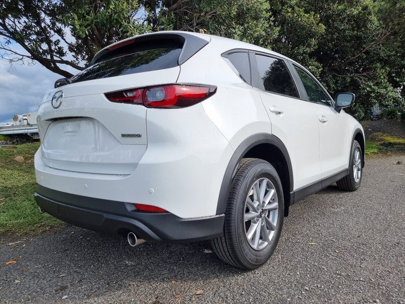 2025 Mazda CX-5 FWD 2.0 L GSX 6AT P image 2