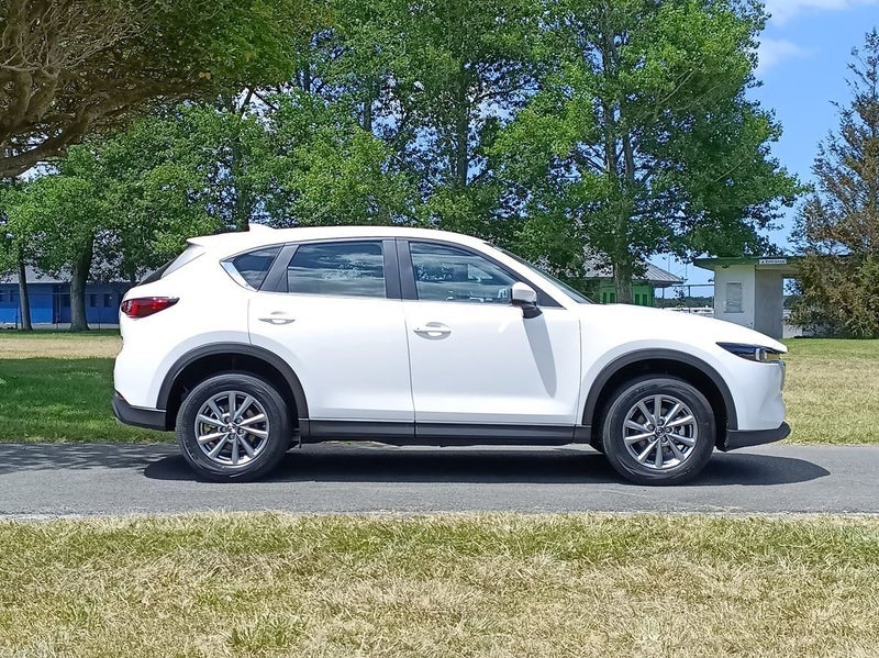 2025 Mazda CX-5 GLX 2.0 PTR 6AT image 3