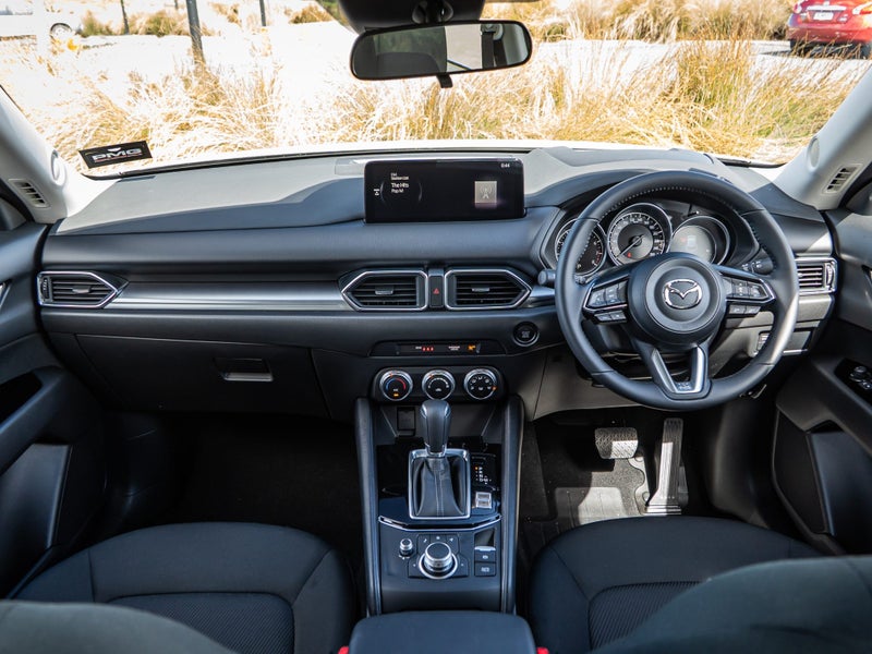 2025 Mazda CX-5 GLX 2.0L FWD image 2