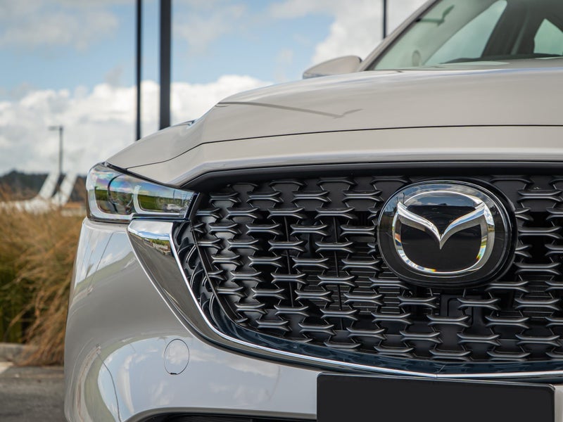 2025 Mazda CX-5 GLX 2.0L FWD image 3