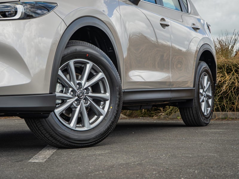 2025 Mazda CX-5 GLX 2.0L FWD image 5