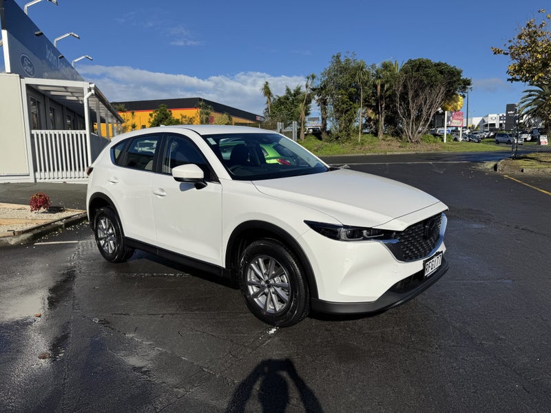 2025 Mazda CX-5 GLX FWD 2.0L image 1