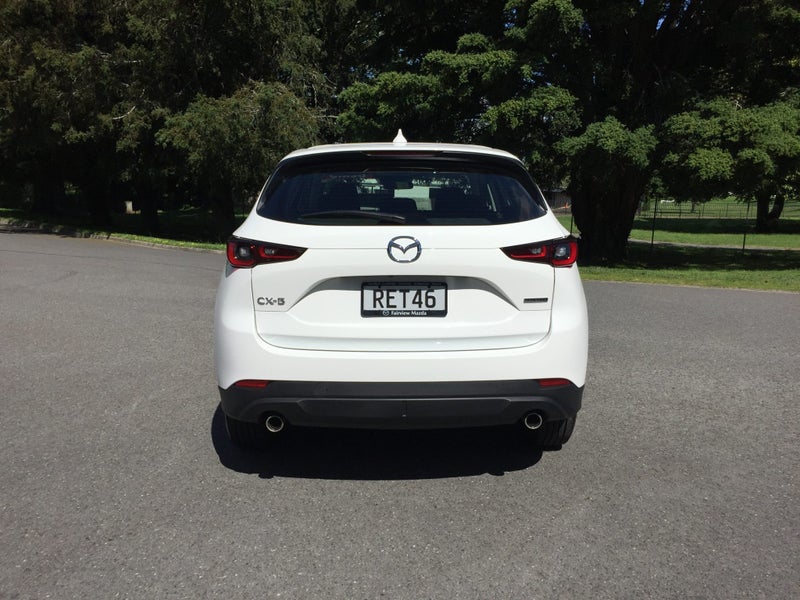 2025 Mazda CX-5 GLX FWD 2.0L PETROL image 4