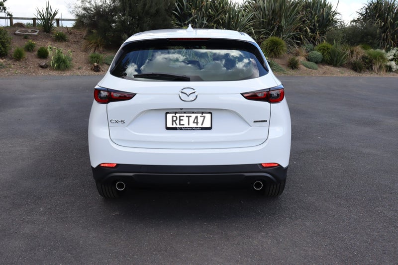 2025 Mazda CX-5 GLX FWD 2.0L PETROL image 5