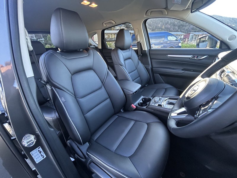 2025 Mazda CX-5 GSX 2.5 AWD image 4