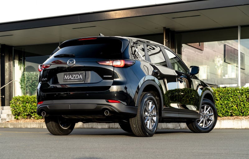 2025 Mazda CX-5 GSX 2.5 AWD Auto image 4