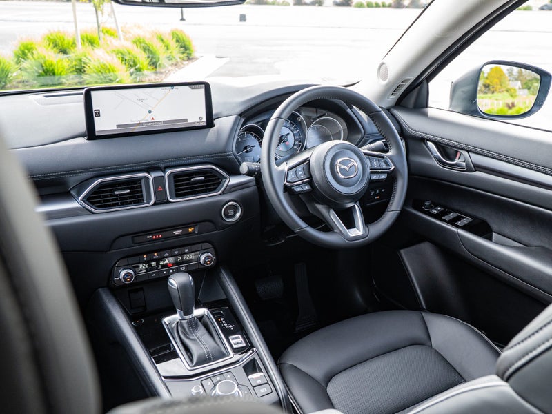 2025 Mazda CX-5 GSX 2.5L AWD image 2
