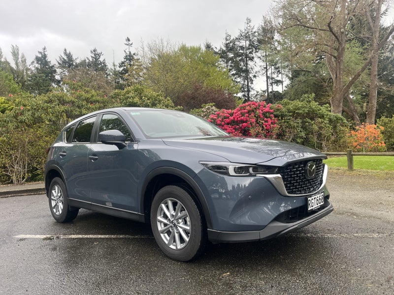 2025 Mazda CX-5 GSX 2.5LTR AWD image 2