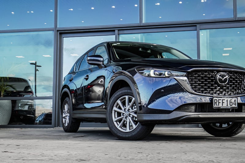 2025 Mazda CX-5 GSX 2.5P 4Wd WEEKEND MEGA SALE... image 5