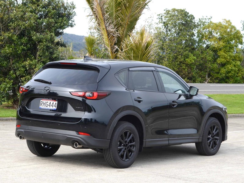 2025 Mazda CX-5 GSX AWD 2.5i image 4