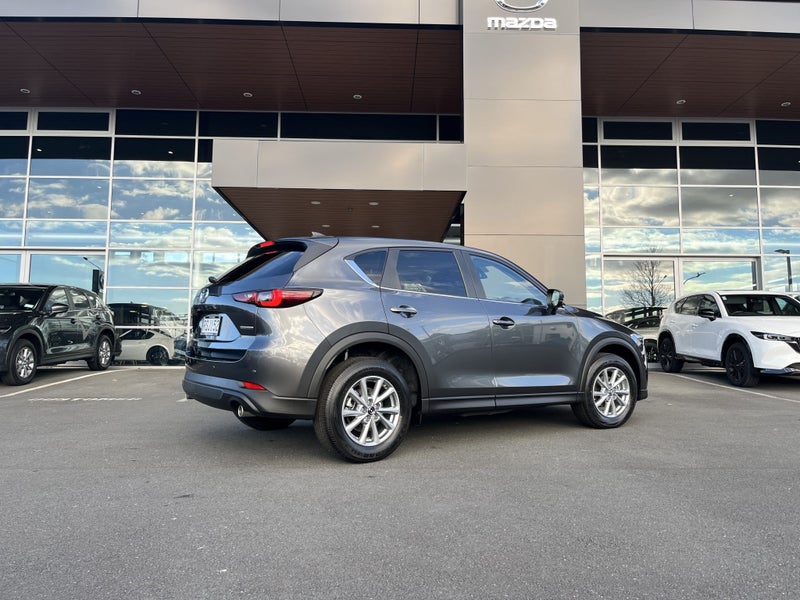 2025 Mazda CX-5 GSX AWD 2.5L image 5