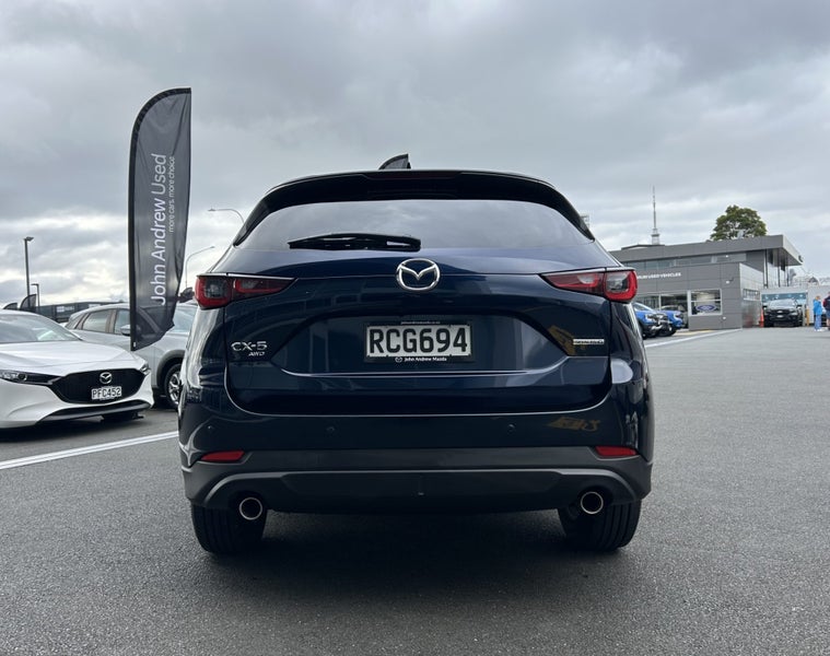 2025 Mazda CX-5 GSX AWD 2.5L image 4