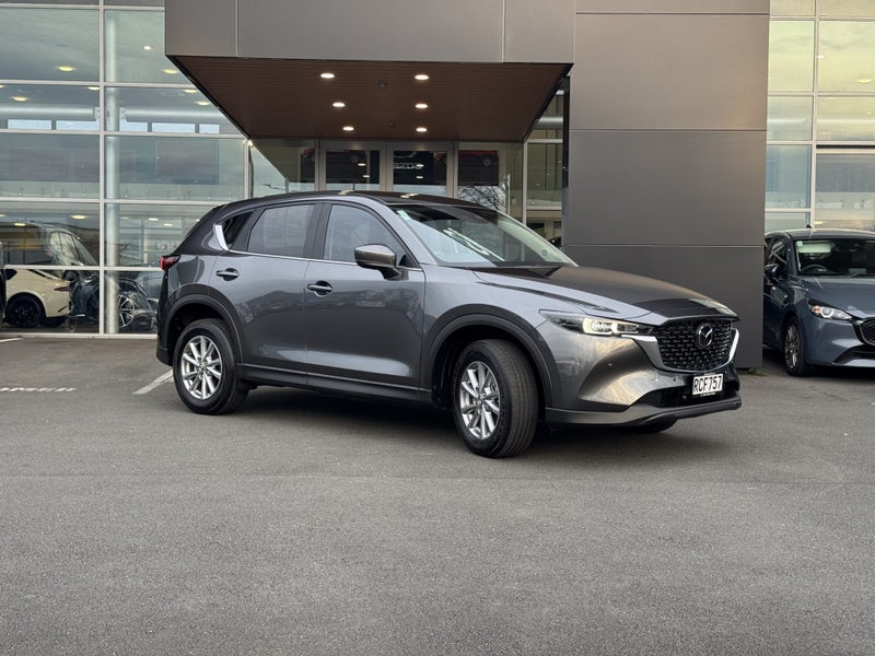 2025 Mazda CX-5 GSX AWD 2.5L image 4
