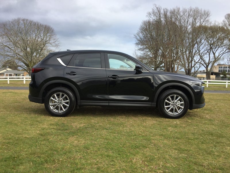 2025 Mazda CX-5 GSX AWD 2.5L PETROL image 2