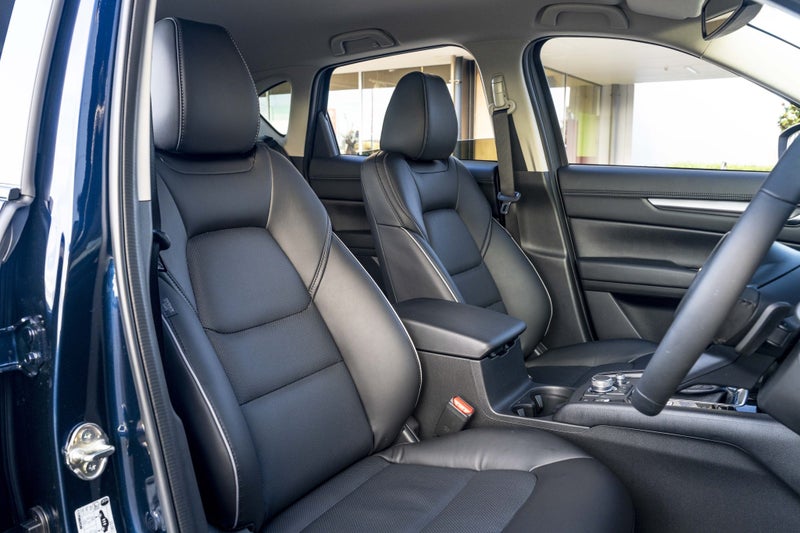2025 Mazda CX-5 GSX BLACK EDITION AWD 6 SPEED image 5