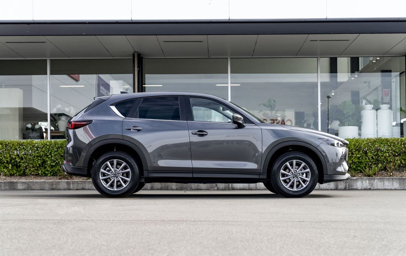 2025 Mazda CX-5 GSX FWD 6 Speed Auto image 5