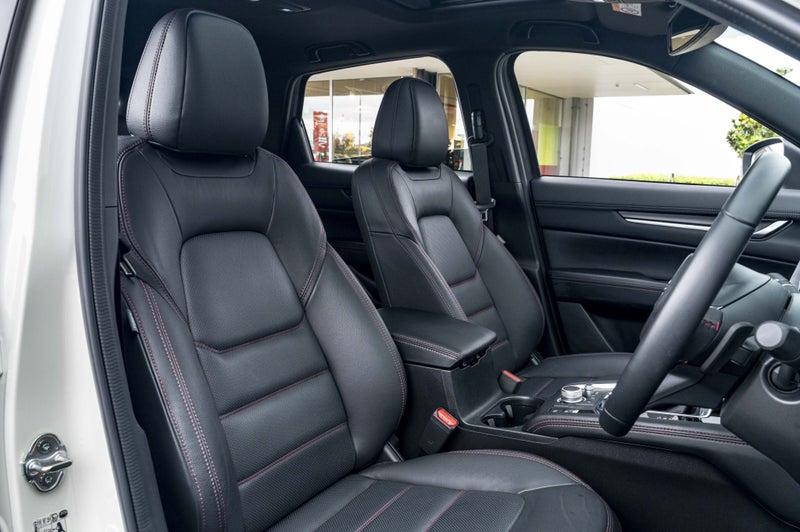 2025 Mazda CX-5 Limited 2.5 AWD (M-Series) image 5