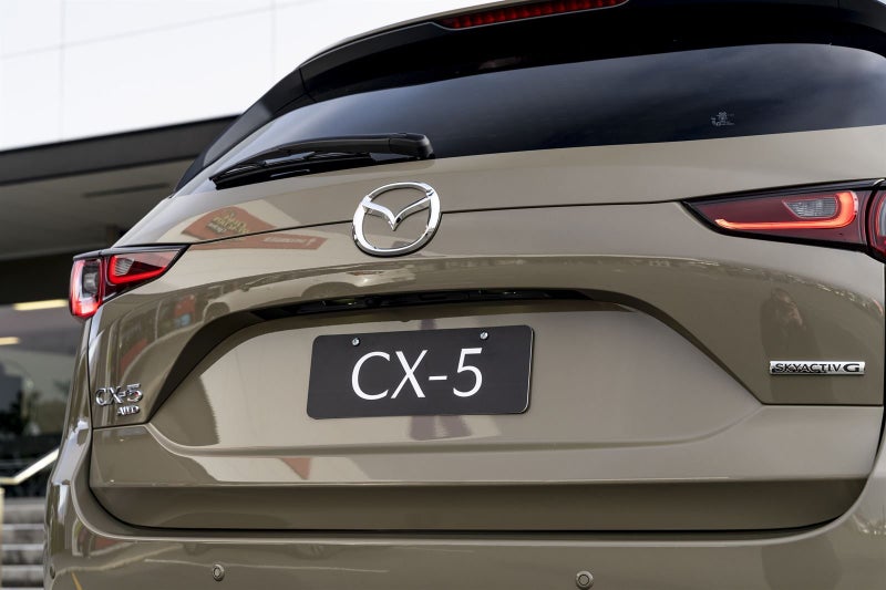2025 Mazda CX-5 Limited 2.5 AWD (M-Series) image 3