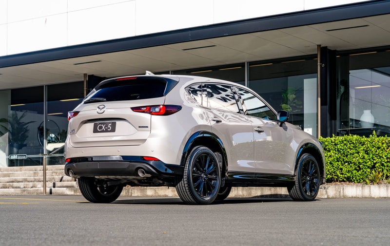 2025 Mazda CX-5 Limited 2.5 AWD (M-Series) image 2