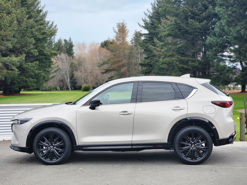 2025 Mazda CX-5 LIMITED 2.5LTR AWD image 5