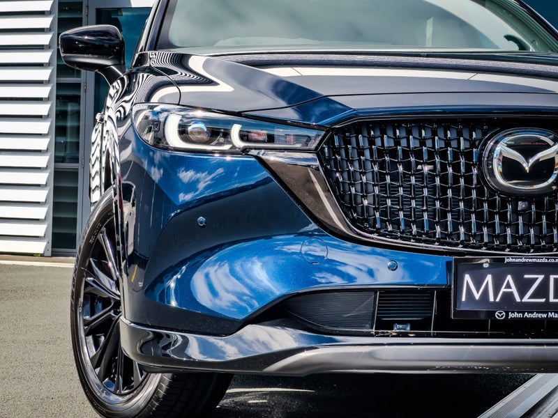 2025 Mazda CX-5 Limited AWD 2.5L image 4