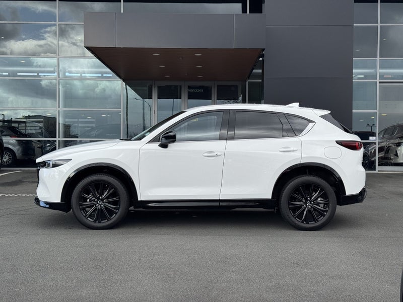 2025 Mazda CX-5 Limited AWD 2.5L image 2