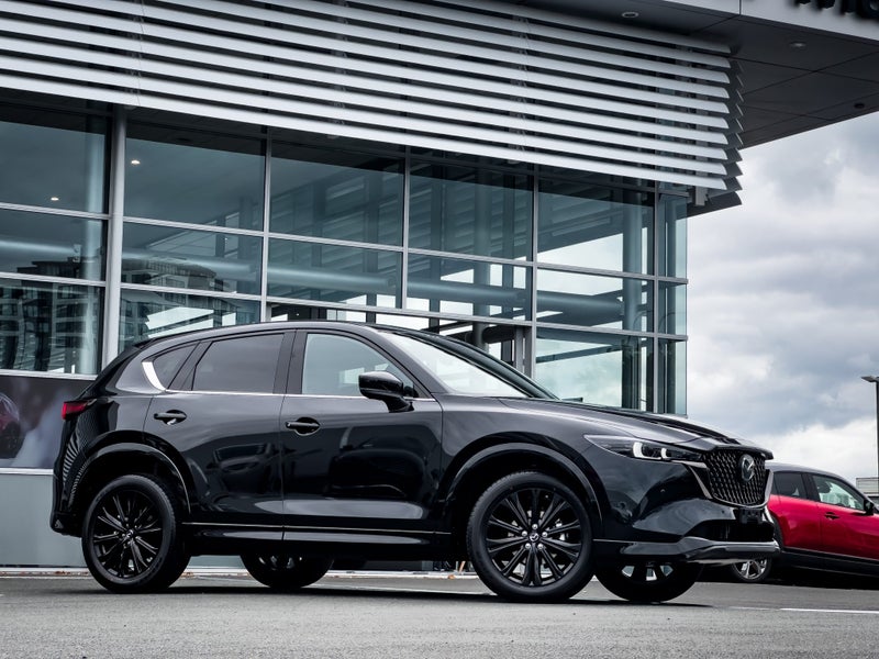 2025 Mazda CX-5 Limited AWD 2.5L image 5