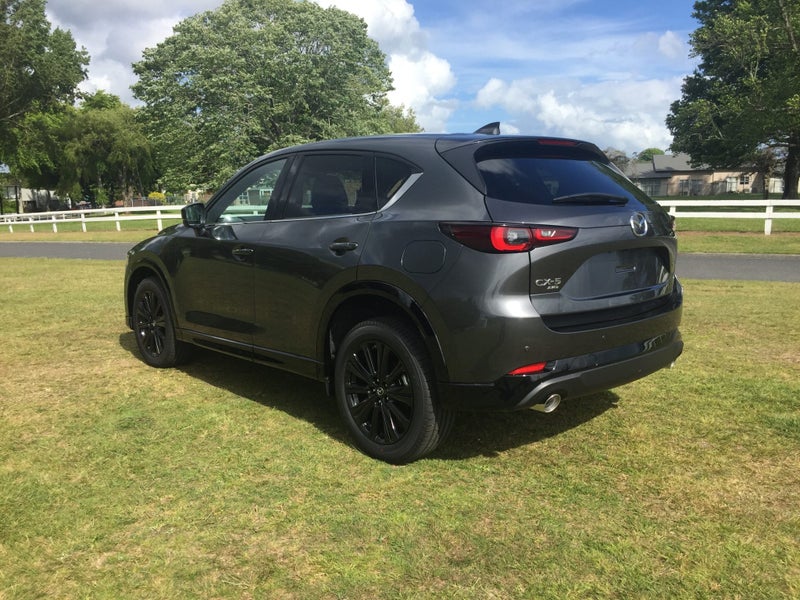 2025 Mazda CX-5 LIMITED AWD 2.5L PETROL image 4