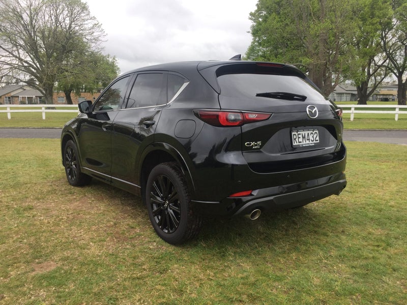 2025 Mazda CX-5 LIMITED AWD 2.5L PETROL image 5
