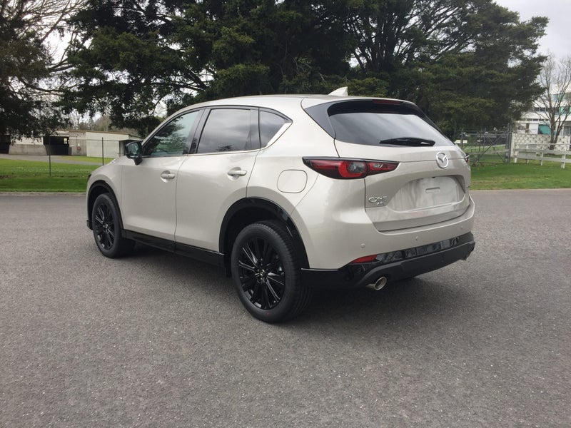 2025 Mazda CX-5 LIMITED AWD 2.5L PETROL image 5