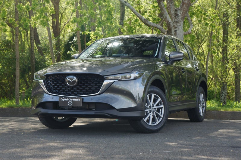 2025 Mazda CX-5 M AWD 2.5L GSX 6AT P image 4