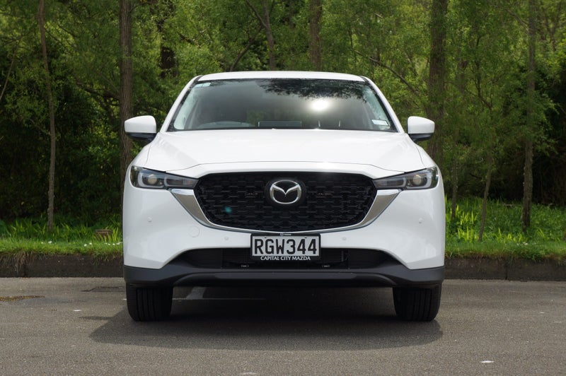2025 Mazda CX-5 M FWD 2.0L GSX 6AT P image 3