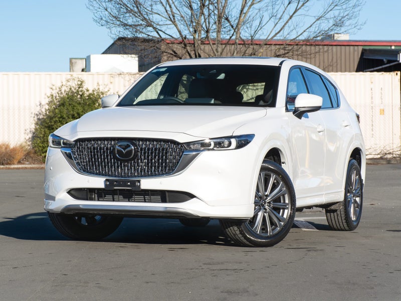 2025 Mazda CX-5 Takami 2.5L Turbo Petrol image 4