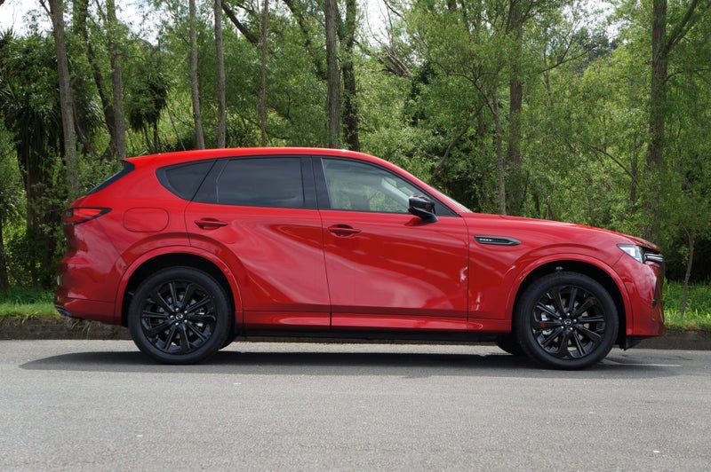 2025 Mazda CX-60 AWD 2.5L Homura 8AT PHEV image 5