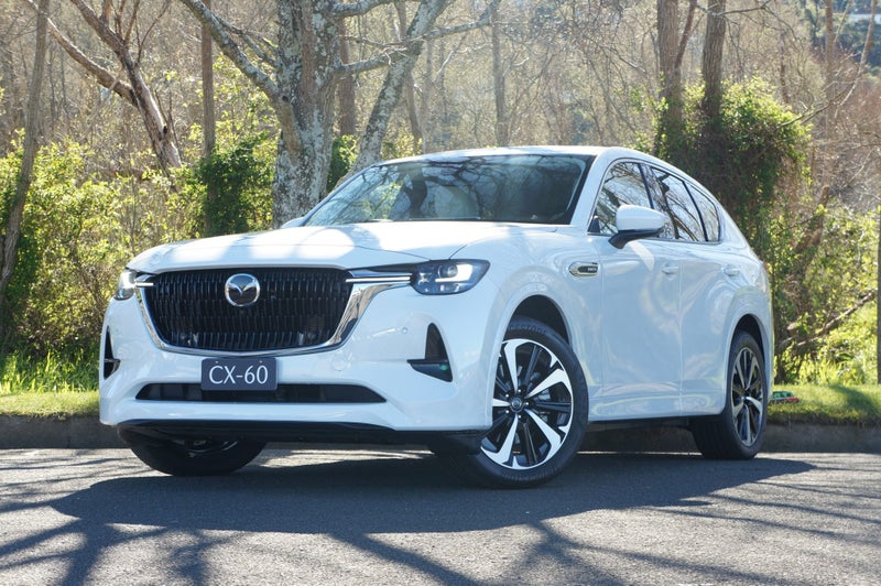2025 Mazda CX-60 AWD 2.5L Takami 8AT PHEV image 4