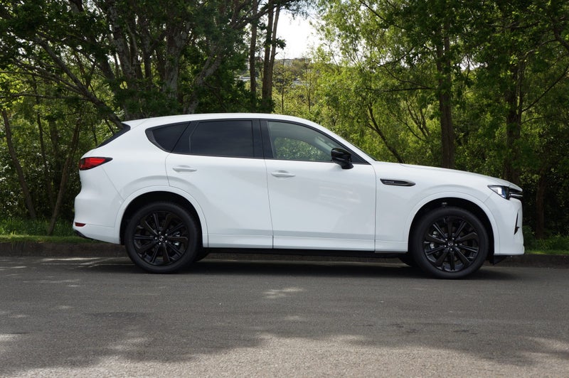 2025 Mazda CX-60 AWD 3.3L Homura 8AT M Hybrid image 5