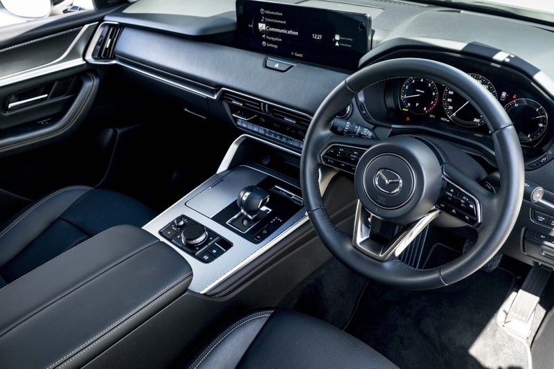 2025 Mazda CX-60 HOMURA 3.3L HYBRID 8 Speed image 5