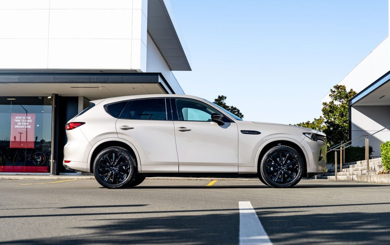2025 Mazda CX-60 SP 3.3L Inline 6 Hybrid image 3