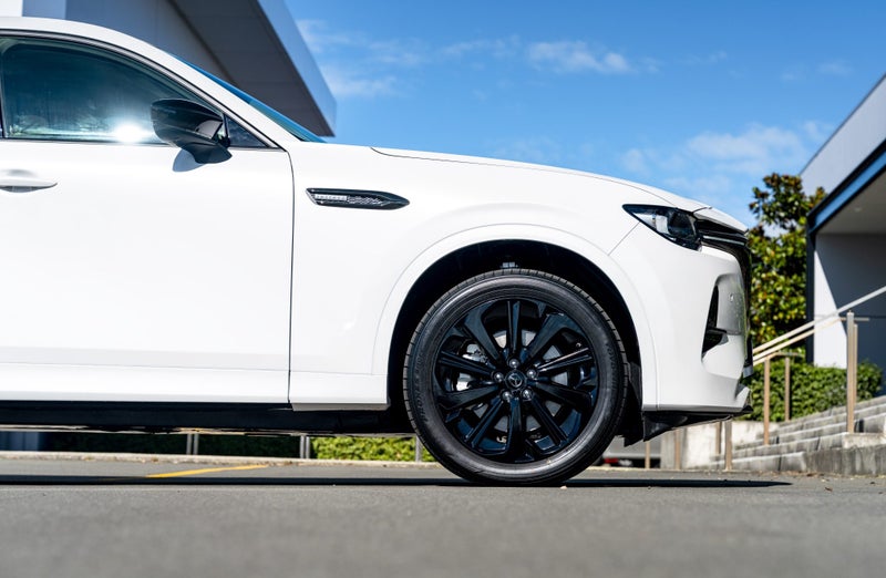 2025 Mazda CX-60 SP 3.3L Inline 6 Hybrid image 4