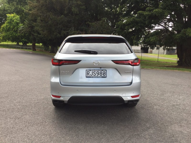 2025 Mazda CX-60 SP AWD 3.3L HYBRID image 4