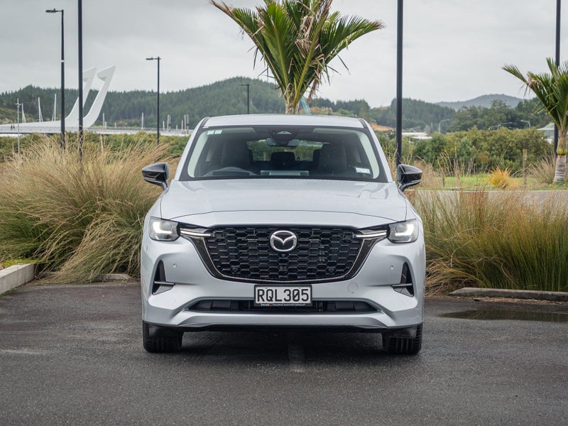 2025 Mazda CX-60 SP TURBO HYBRID 3.3L AWD image 4