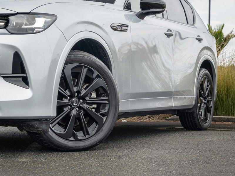 2025 Mazda CX-60 SP TURBO HYBRID 3.3L AWD image 5
